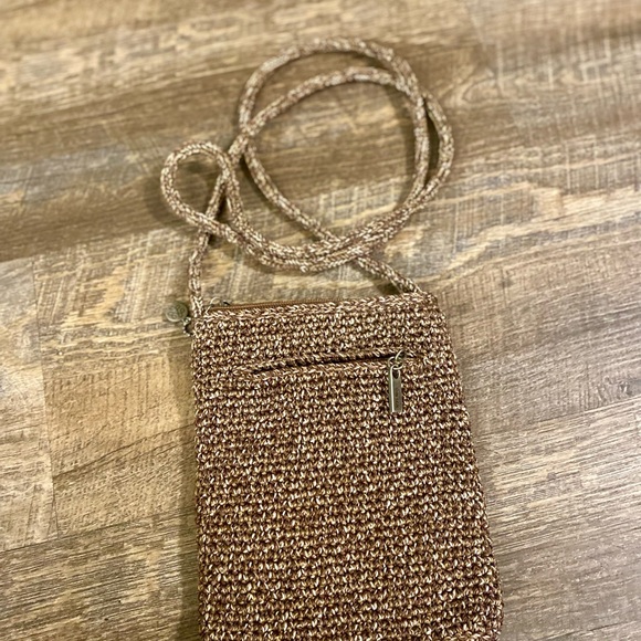 THE SAK Classic Crochet Small Crossbody Bag Purse. 7x9 - Picture 10 of 10